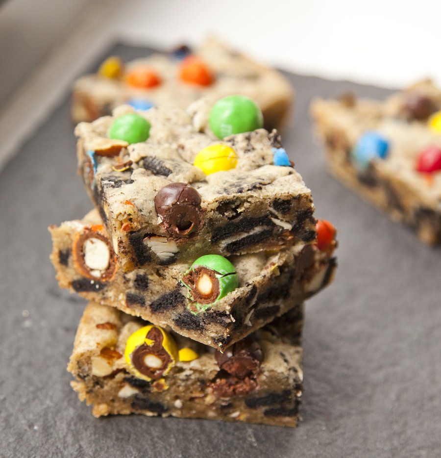 The Ultimate Cookie Bar