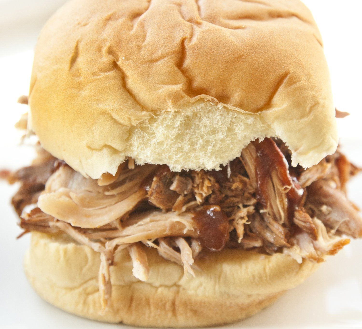 Slow Cooker Pulled Pork Sandwiches