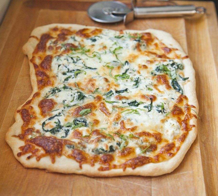 3Cheese White Pizza with Spinach and Basil