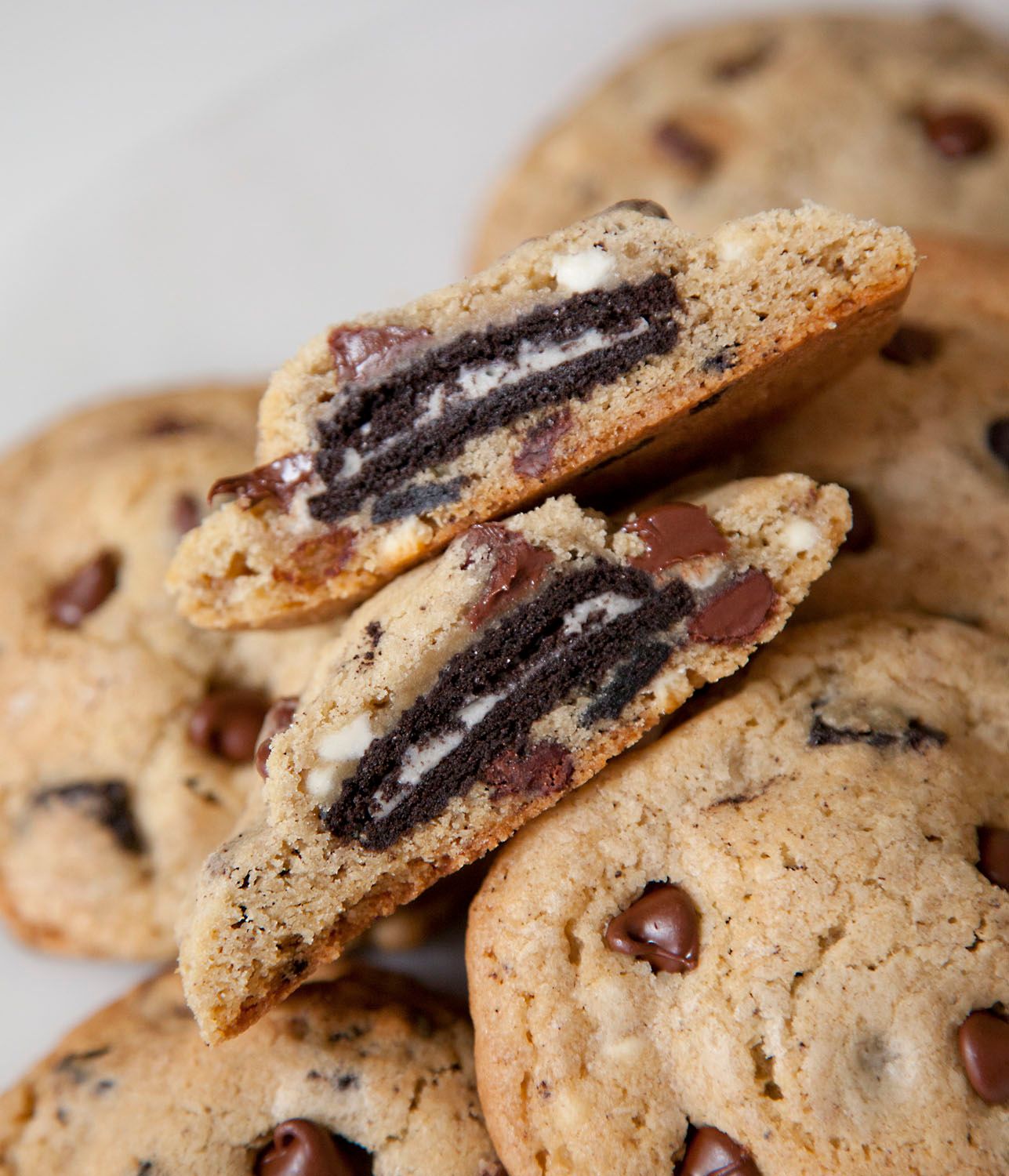 Oreo Stuffed Chocolate Chip Cookies