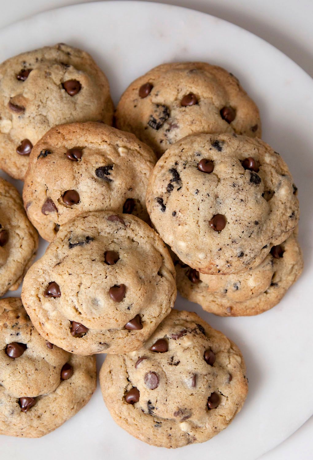 Oreo Stuffed Chocolate Chip Cookies